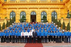 Chủ tịch nước gặp mặt 70 đoàn viên, thanh niên tiên tiến 