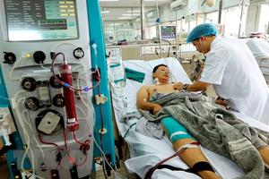 Hôm nay, xét xử vụ 8 người tử vong khi chạy thận ở Hòa Bình