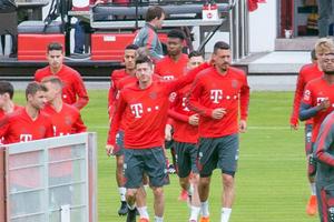 Sao Bayern khóc khi không được gọi lên tuyển Đức dự World Cup