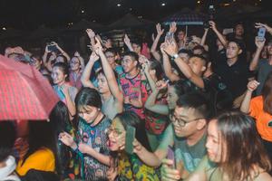Giới trẻ phát cuồng với show cực chất tại Hạ Long của Noo Phước Thịnh 