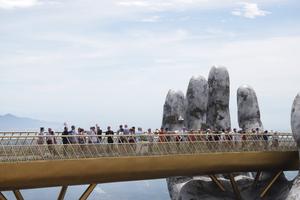 Hợp tác tương lai đầy hứa hẹn cho các tổ hợp giải trí Việt Nam 