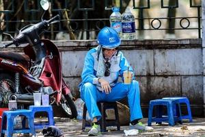 Nắng nóng gay gắt ở miền Trung còn kéo dài 3-5 ngày tới