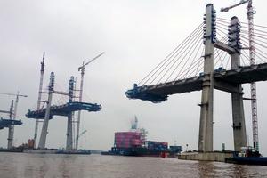 Quảng Ninh thay thế nhà thầu chậm tiến độ thi công cầu Bạch Đằng