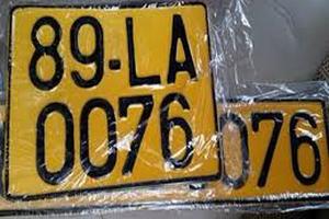 Bộ Công an bác đề xuất đổi biển số taxi từ trắng sang vàng