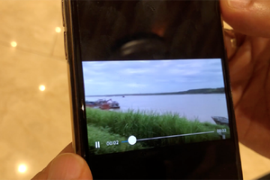 Tàu của Cục Cảnh sát giao thông đứng cạnh tàu “cát tặc” trong clip