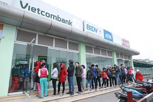 4 ngân hàng lớn cùng tăng phí rút tiền ATM từ 15/7