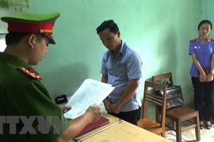 Khởi tố, bắt tạm giam một công chức xã tham ô tiền hỗ trợ hộ nghèo