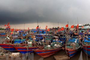 Từ tối 18/7, bão số 3 gây gió giật cấp 11 từ Nam Thanh Hóa đến Hà Tĩnh