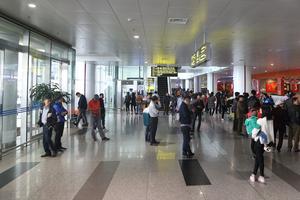 Giả danh nhân viên sân bay thu 37 triệu đồng phí gửi hàng từ Mỹ