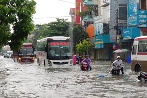 Bắc Bộ mưa lớn dự báo kéo dài đến ngày 1/8, lũ ở các sông lên nhanh