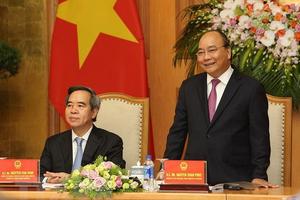 Thủ tướng gặp mặt các diễn giả, doanh nghiệp tham dự Diễn đàn 4.0