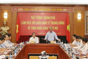Thủ tướng Nguyễn Xuân Phúc làm việc với Ban Kinh tế Trung ương
