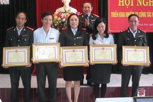 Tích cực đấu tranh phòng, chống tham nhũng