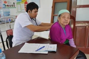 386/386 xã đạt tiêu chí quốc gia về y tế