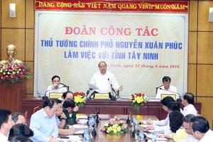 Thủ tướng: Tây Ninh cần trở thành hình mẫu làm giàu từ nông nghiệp