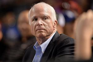 Thượng nghị sĩ Mỹ John McCain qua đời ở tuổi 81