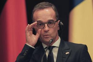 "Gia tăng sự phân cực" ở Romania vì tham nhũng