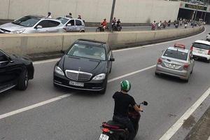 Tước bằng lái xe 2 tháng tài xế đi ngược chiều trong hầm Kim Liên