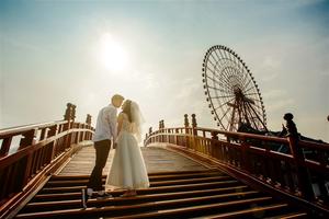 Đi đâu xa xôi, ngay gần “nhà” vẫn có ảnh cưới đẹp như xứ Phù tang