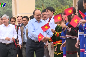 Thủ tướng và các Phó Thủ tướng dự Lễ Khai giảng năm học mới