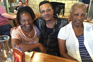 Hàng nghìn người gốc Việt nguy cơ trục xuất do chính sách của TT Trump