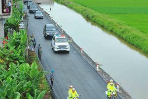 Hình ảnh đoàn xe tang Chủ tịch nước Trần Đại Quang về quê hương