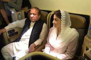 Pakistan thả cựu Thủ tướng bị phế truất Nawaz Sharrif và con gái