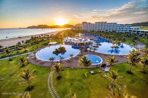 Quy Nhơn từ hoang mạc cát đến “thiên đường” biển đảo