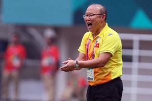 Lương HLV Park Hang Seo cao hay thấp?