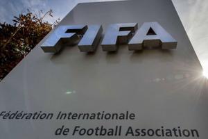 FIFA ra lệnh cấm vĩnh viễn đối với 3 quan chức tham nhũng