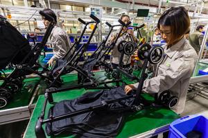 Trung Quốc: Chiến tranh thương mại khiến Nhân dân tệ trượt giá 