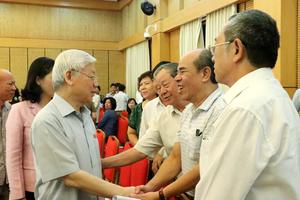 “Tổng Bí thư giữ chức Chủ tịch nước phù hợp với quá trình cải cách thể chế”