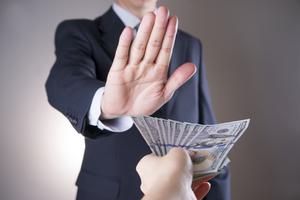  Chống tham nhũng: Kinh nghiệm của các nước trên thế giới