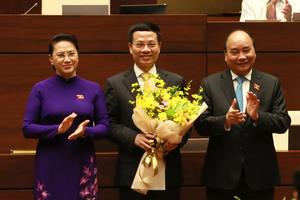 Ông Nguyễn Mạnh Hùng chính thức là Bộ trưởng Thông tin Truyền thông