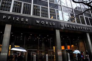 Kinh doanh với sự liêm chính, hành động một cách có đạo đức và hợp pháp