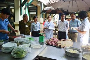 Hà Nội tăng cường thanh tra, kiểm tra công tác an toàn thực phẩm