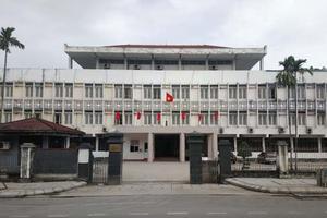 Quảng Ninh: Đình chỉ việc thực hiện chế độ chính sách đối với ông Cưa