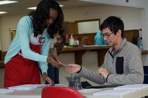 Twitter xóa hơn 10.000 tài khoản khuyến khích cử tri Hoa Kỳ không đi bỏ phiếu