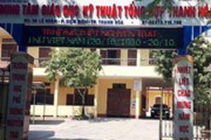 Thu hồi quyết định đuổi học 7 học sinh nói xấu thầy cô trên mạng