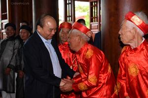 Thủ tướng dự Ngày hội Đoàn kết toàn dân tộc tại tỉnh Bắc Giang