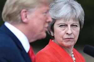 Hé lộ cuộc gọi khiến ông Trump nổi giận với Thủ tướng Anh