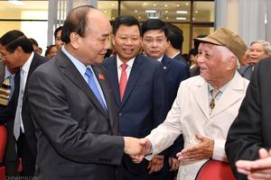 Thủ tướng tiếp xúc cử tri quận Lê Chân, TP Hải Phòng
