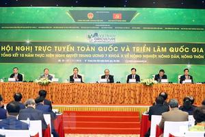 Khai mạc Hội nghị 10 năm thực hiện Nghị quyết Trung ương 7 khóa X
