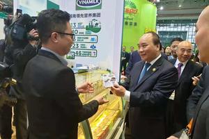 Các sản phẩm của Vinamilk thu hút khách hàng Trung Quốc