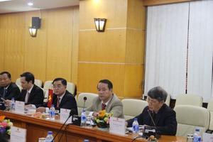 Chia sẻ kinh nghiệm về phòng, chống tham nhũng