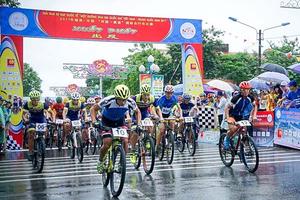 Giải “Một đường đua hai quốc gia” khai mạc ngày 13/12