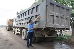 Quản “chặt” xe quá tải tháng cuối năm