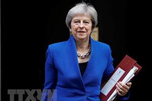 Thủ tướng Anh đối mặt với một cuộc bỏ phiếu bất tín nhiệm