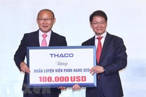 Sau chiến thắng, HLV Park Hang-seo trân trọng nói lời cảm ơn bầu Đức