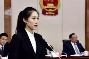 Trung Quốc xôn xao vì nữ phó thị trưởng 28 tuổi